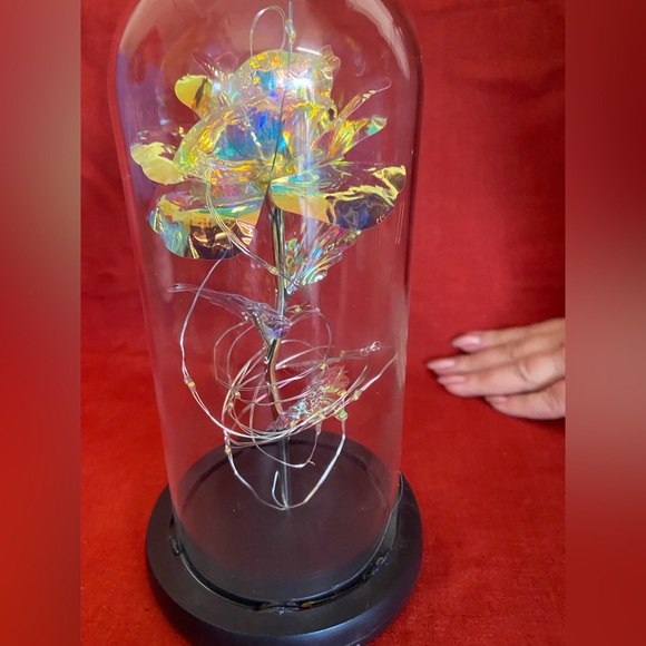 Forever Light up Rose in Glass Dome, Enchanted Rose with LED Lamp, Colorful - Picture 8 of 9